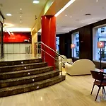 فندق Maroa 4*