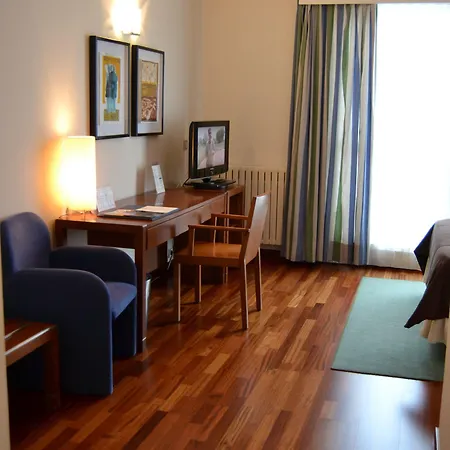 Maroa 4*