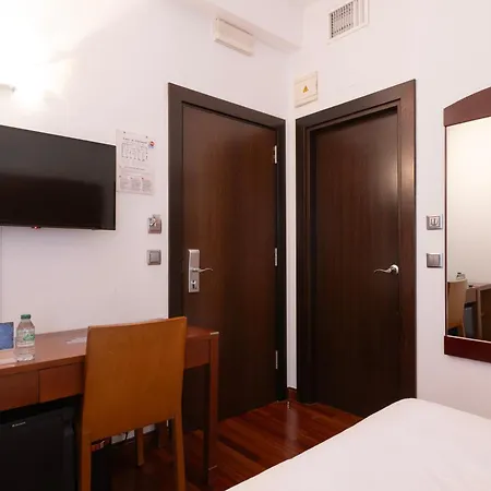 Maroa 4* 비고