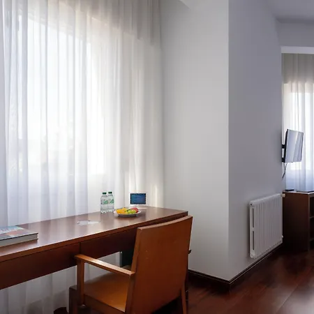 Maroa Hotel