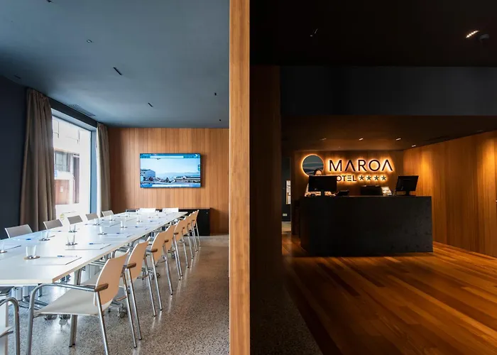 Maroa Отель
