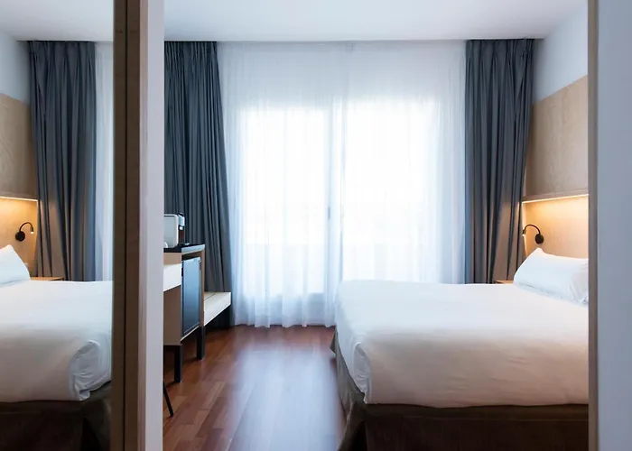 Отель Maroa Виго