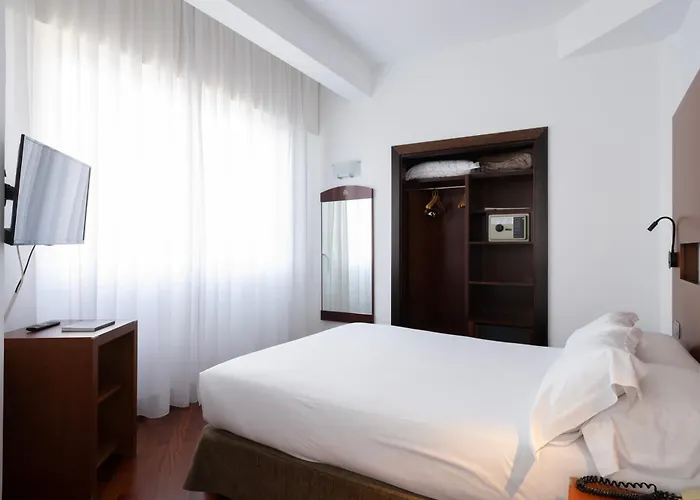Hotel Maroa 4*